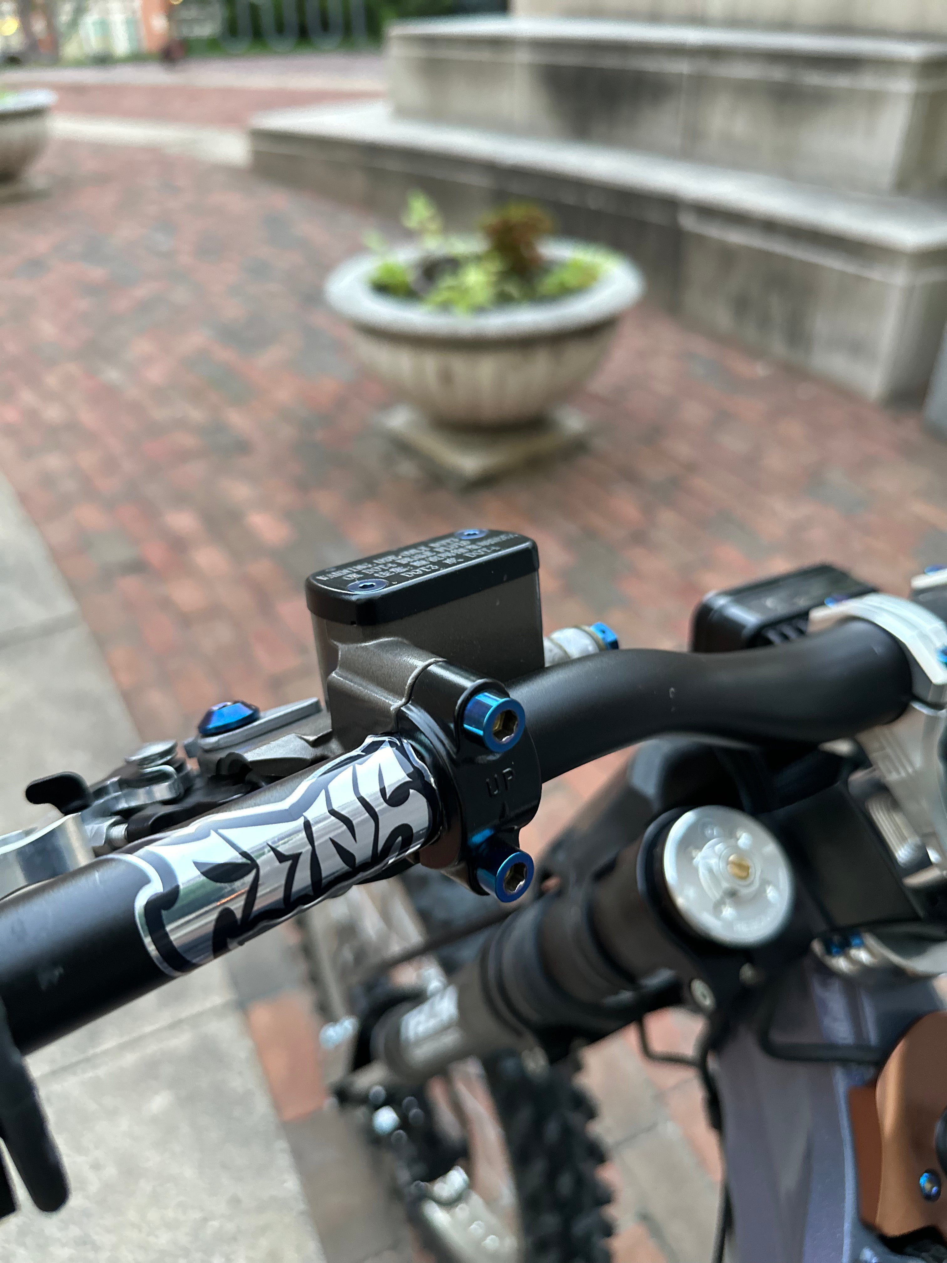 Moto Brake Handlebar Clamp Titanium Bolts